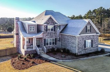 2116 Meadowood CV, Monroe GA